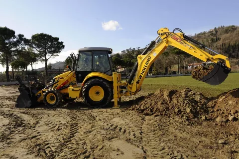 Экскаватор-погрузчик New Holland B90B