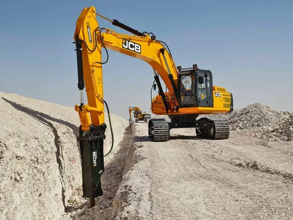 Гусеничный экскаватор JCB JS 305 LC