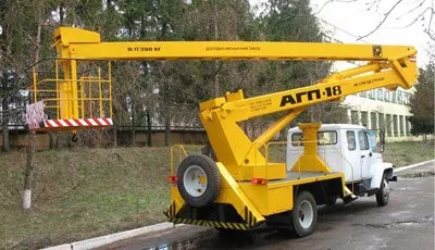 Коленчатая автовышка 18 м