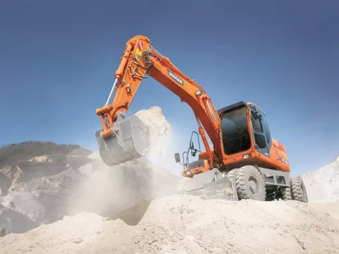 Колёсный экскаватор Doosan S210W