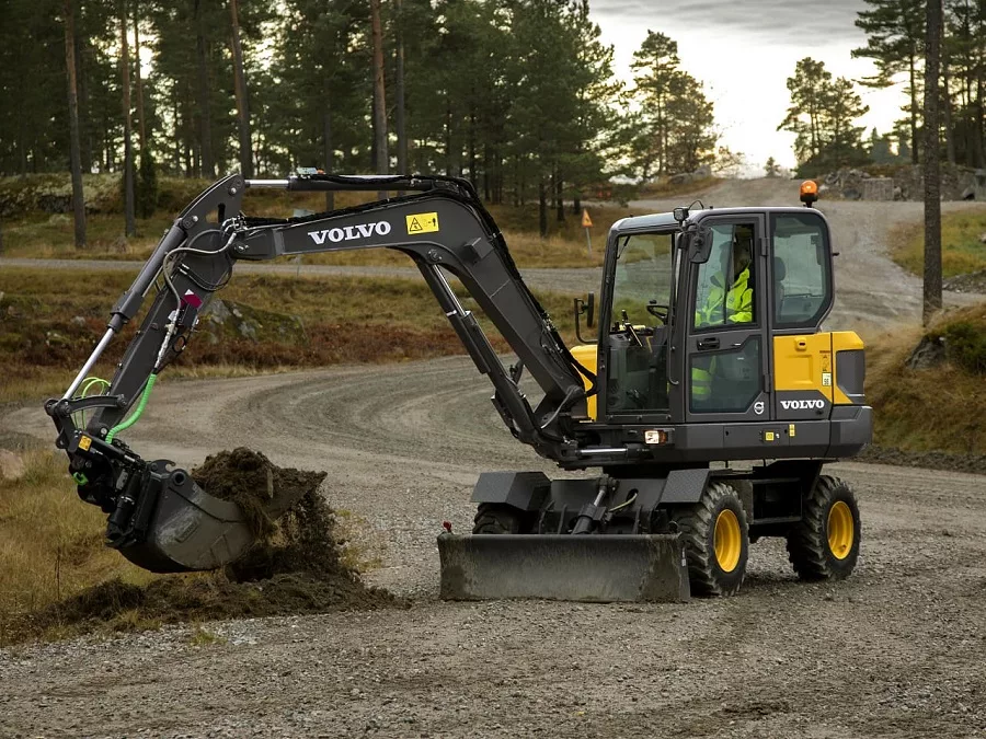 Мини-экскаватор Volvo EW 70