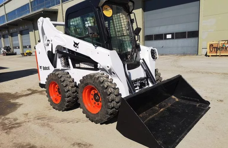 Мини-погрузчик Bobcat S250