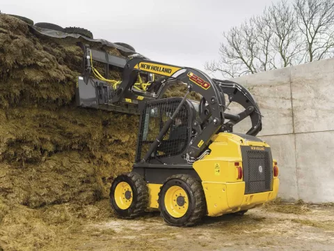 Мини-погрузчик New Holland L220